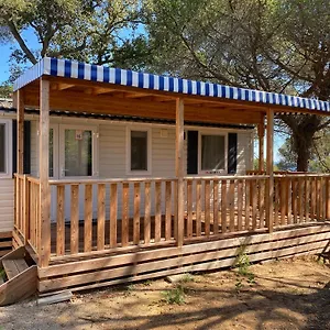 albatross-mobile-homes-on-camping-cala-canyelles.catalonia-hotels.com/