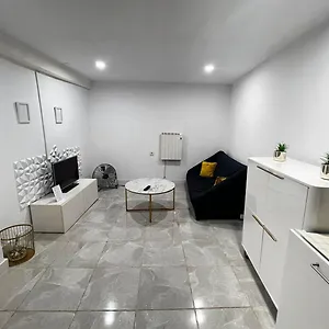 apartamento-cntrico-econmico-en-berga.catalonia-hotels.com/